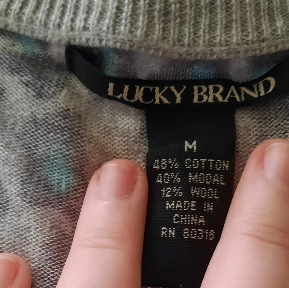 VTG Lucky Brand Long Sleeve Animal Print Cardigan Gray and Blue Size Medium - Picture 4 of 6